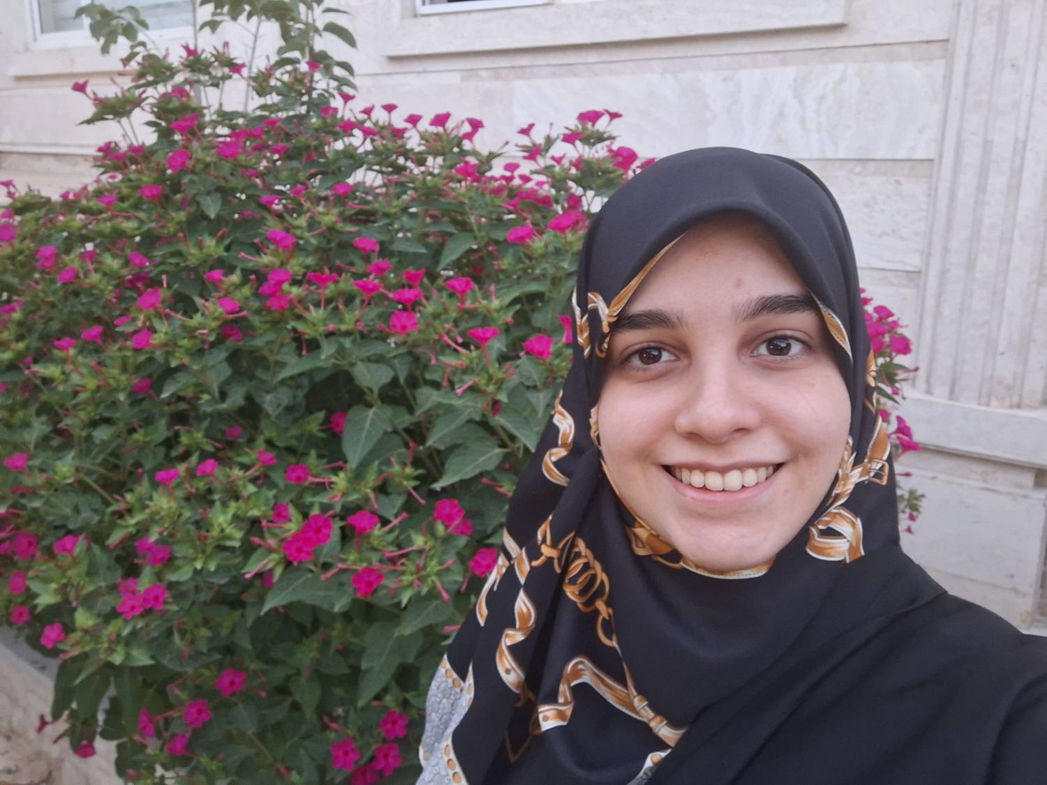 فاطمه علمداری